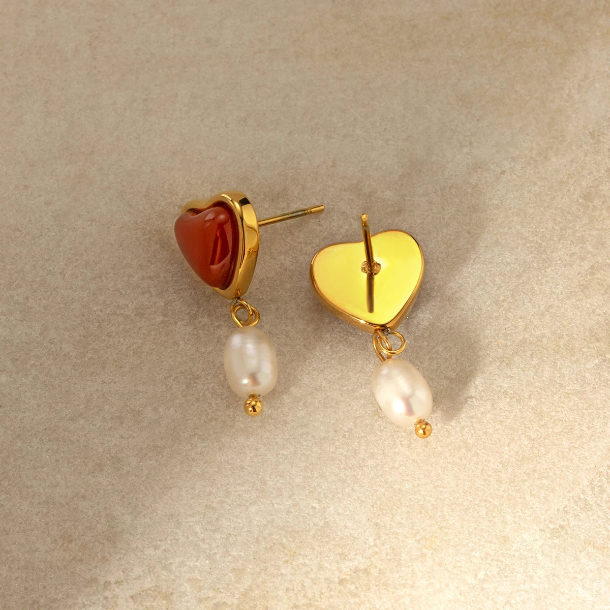 Hearty Pearl Earrings