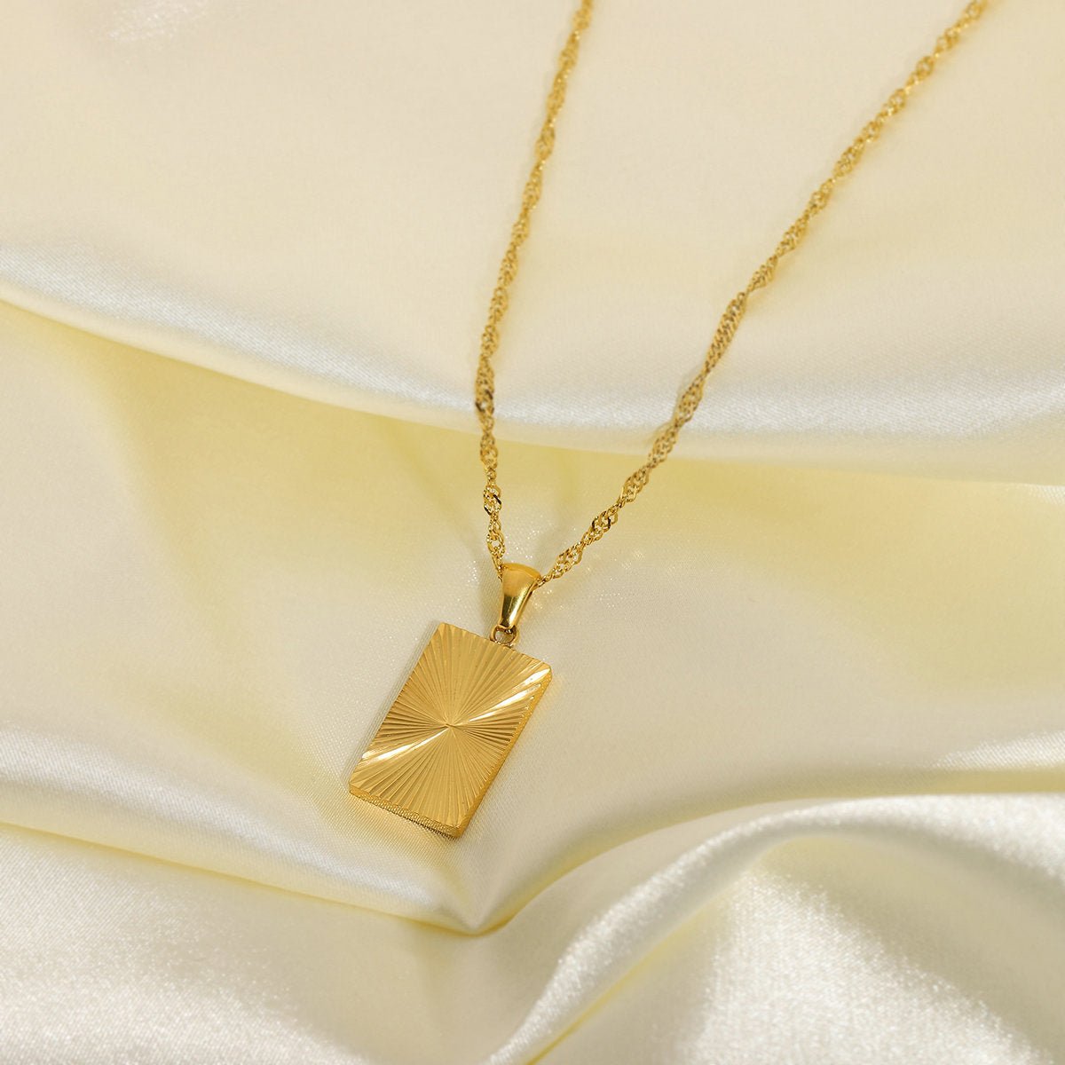 Square Necklace - Gemlly